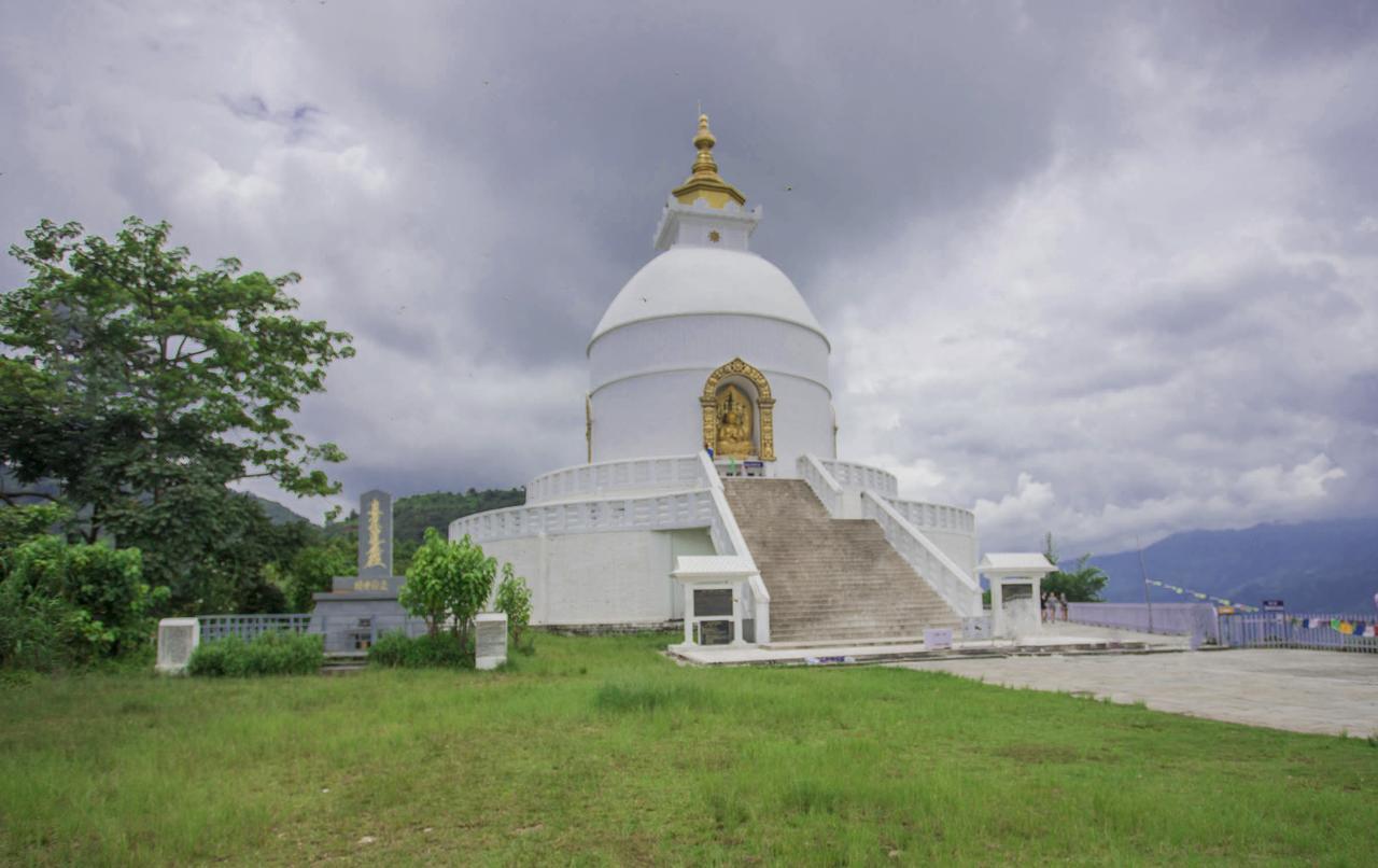 Hotel Romantica Pokhara Dış mekan fotoğraf