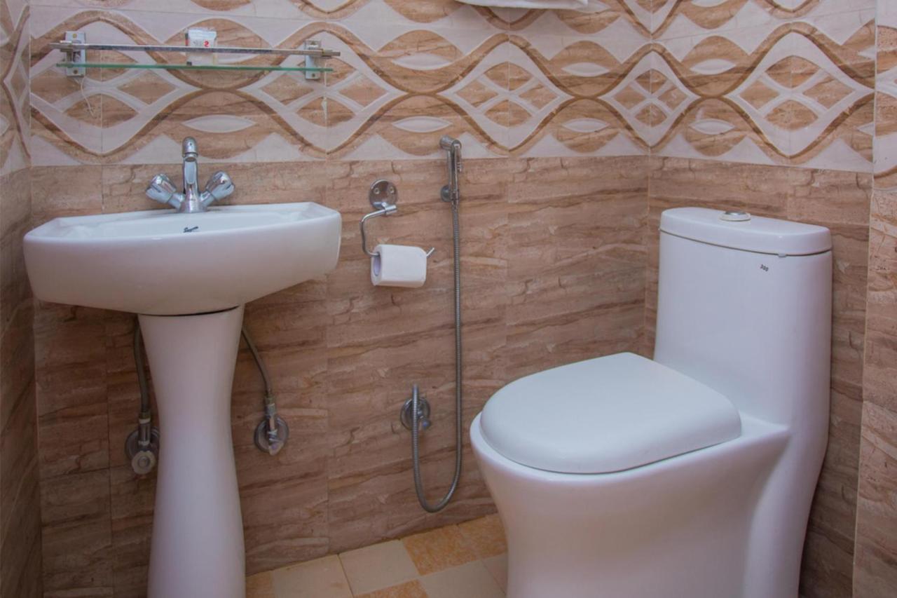Hotel Romantica Pokhara Dış mekan fotoğraf